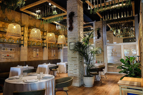 Algunas de las mejores torrijas de Sevilla están en la carta de postres de Ispal, un precioso restaurante especializado en cocina 100% sevillana.