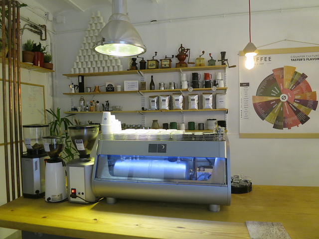 ¡Amamos a Nomad Coffee por su gran compromiso con el arte del buen tueste! ¡Echa un vistazo a algunos de los mejores cafés de Barcelona!