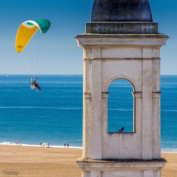 Las playas de Conil de la Frontera en la provincia de Cádiz son algunas de nuestras playas favoritas cerca de Sevilla
