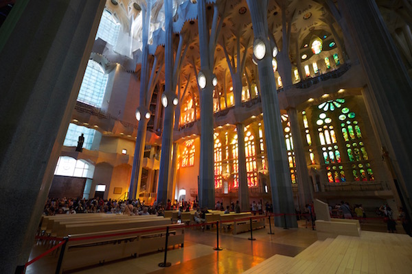 ¡La Sagrada Familia es un must durante tus vacaciones en familia en Barcelona!