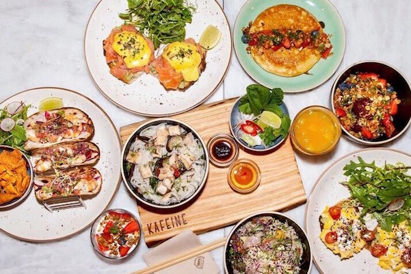 Brunch en el café Kafeine
