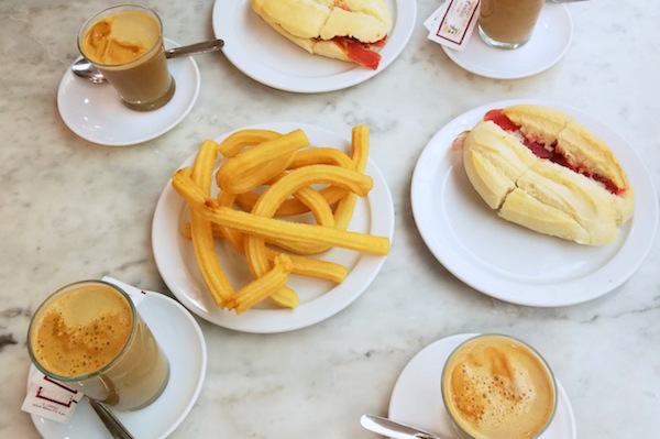 ¡La Antigua Churrería tiene algunos de los mejores churros de Madrid!