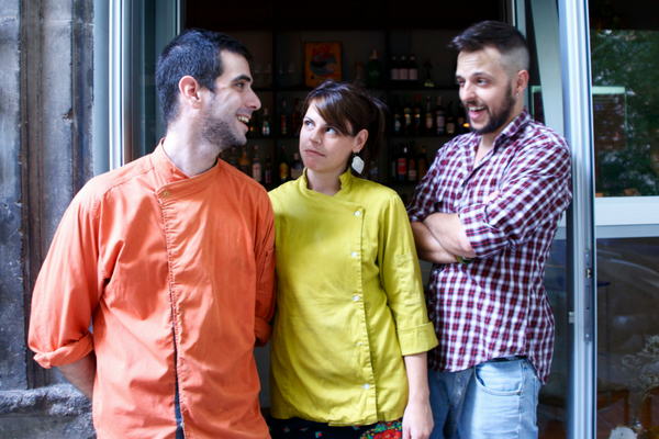 ¡Nos encanta la comida de Cás xica y nos encanta que sea uno de los mejores lugares para ir a la hora de decidir dónde comer en Poble Sec!