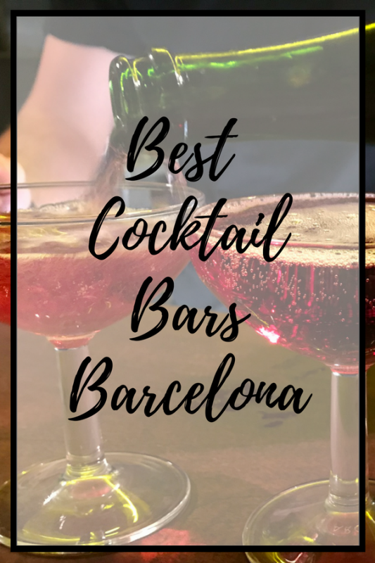 Disfruta de algunas de las mejores coctelerías de Barcelona desde nuestro post. ¡Tendrá muchas opciones para elegir, desde lugares ocultos hasta pubs misteriosos! ¡Es hora de preparar tu cóctel!