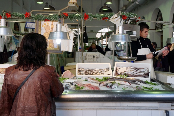 Una de las mejores cosas que hacer en Sevilla es visitar el Mercado de Feria