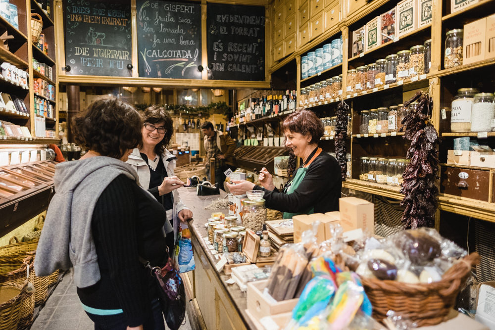 ¡El mejor tour en Barcelona es sin duda un tour gastronómico! ¡Es una de las mejores cosas que hacer en Barcelona! 