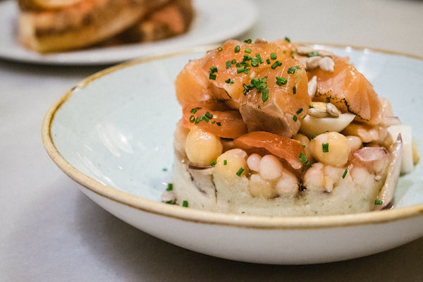¿Te preguntas dónde comer en Barcelona? ¡Lee nuestra guía de viaje a Barcelona!