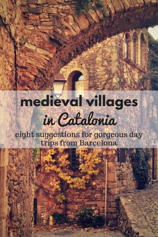 ¿Buscas hermosos pueblos medievales en Cataluña? ¡Tenemos excelentes sugerencias para ti! Estos lugares pueden encajar en una excursión de un día desde Barcelona, ¡y están completamente perdidos en el tiempo!