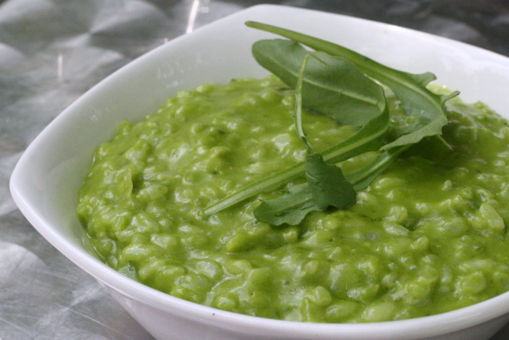 Cuando se sirve con un rico risotto cremoso o hierbas y sabores locales, sabe que ha encontrado algunas de las mejores tapas vegetarianas en San Sebastián.