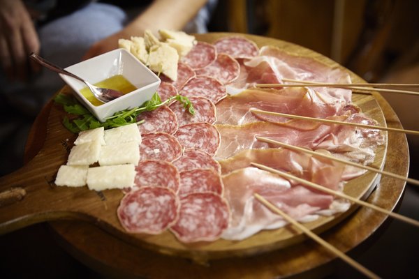 Plato antipasti italiano