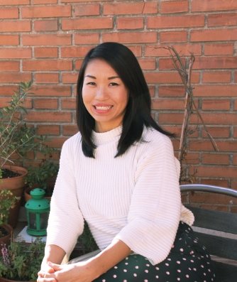 Mayu es la Directora de Servicio al Cliente en Devour Tours