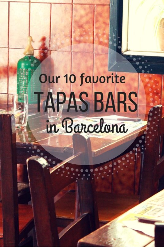 ¡Las tapas están en todas partes en Barcelona y las opciones pueden ser abrumadoras a veces! ¡Echa un vistazo a nuestros diez bares de tapas favoritos en Barcelona!