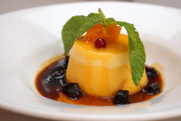 Flan de calabaza con frutos rojos