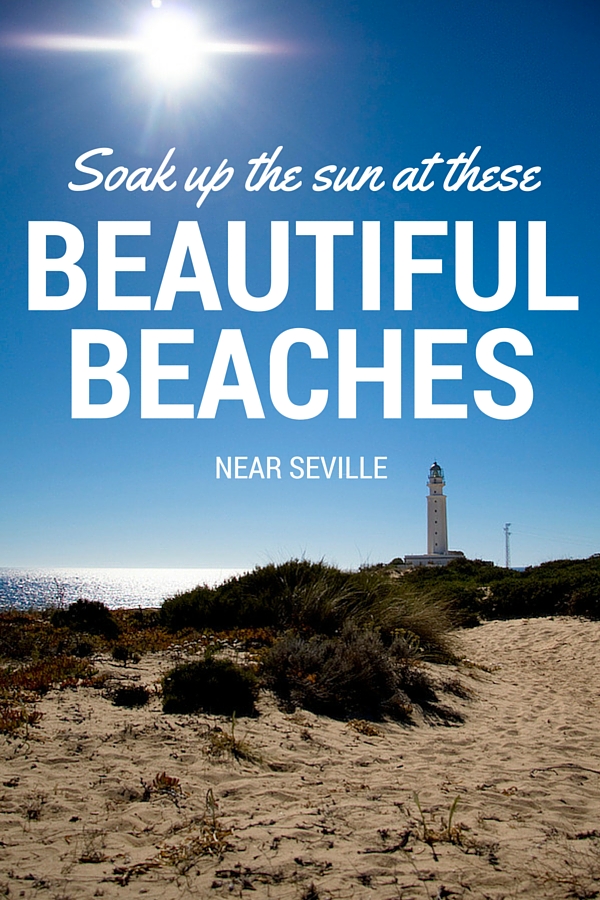 Con más de 1000 km de costa, Andalucía está llena de playas excepcionales para relajarse y tomar el sol, pero no todas son fácilmente accesibles desde Sevilla y muchas están superdesarrolladas y constantemente superpobladas. Echa un vistazo a nuestras cinco playas favoritas cerca de Sevilla, perfectas para una breve escapada a la playa durante tu estancia en la ciudad.