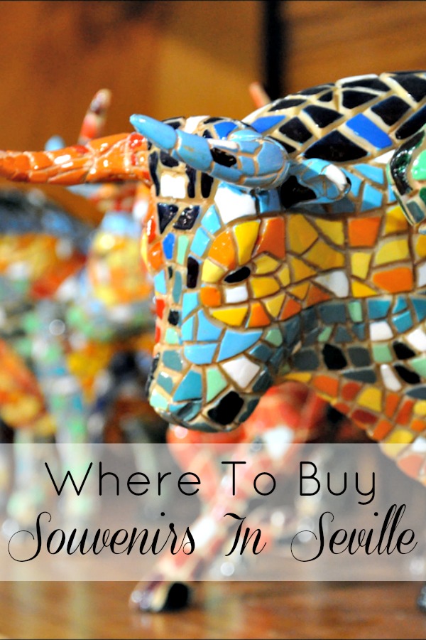 ¡Entre todas las trampas para turistas en Sevilla, los auténticos recuerdos tradicionales son difíciles de encontrar! ¡No luches más, este es el lugar para comprar souvenirs en Sevilla! 