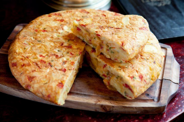 Si te alojas en uno de los mejores hoteles gastronómicos de Barcelona, ​​¡sin duda también probarás la mejor comida catalana que se ofrece!