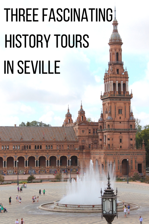 ¿Una de las mejores cosas que hacer en Sevilla? ¡Conoce la ciudad a través de un recorrido por la historia! Después de todo, la historia de Sevilla es larga y variada, y las diferentes culturas que han vivido aquí a lo largo de los años han influido en todo, desde la comida hasta la arquitectura. Para los mejores tours en Sevilla, ¡no busques más! #guíasdeviaje #bucketlist #tapas #summertravel #spain #andalucía