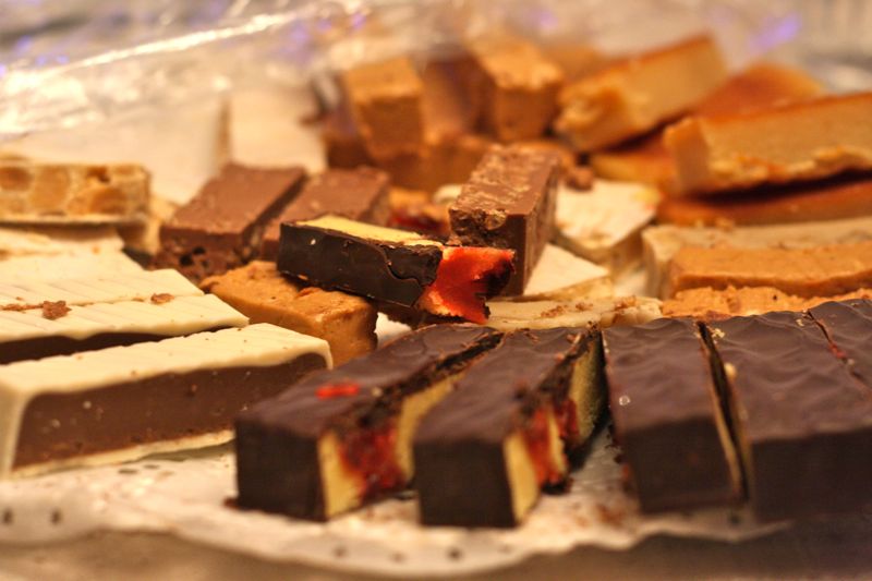 El turrón de turrón es un sabor navideño tradicional, ¡y hay tantas variaciones para elegir!