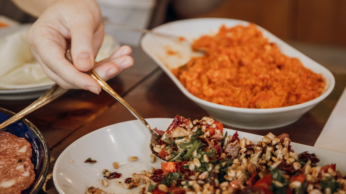 Confíe en nuestra palabra: probar platos tradicionales es una de las mejores cosas de viajar a Florencia.