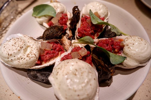 ¿Buscas los mejores restaurantes de Príncipe Real? Pruebe O Asiático, un restaurante de inspiración asiática con algunas influencias portuguesas.