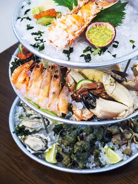Cuando se trata de mariscos, lo mejor es lo fresco, como se ve en este delicioso plato de uno de los mejores restaurantes de mariscos de Lisboa.
