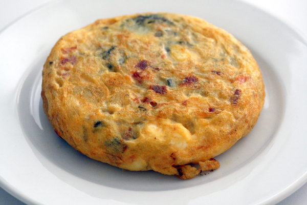 Ciaboga sirve algunas de las mejores tortillas de San Sebastián, que incluyen ingredientes como pimiento verde.