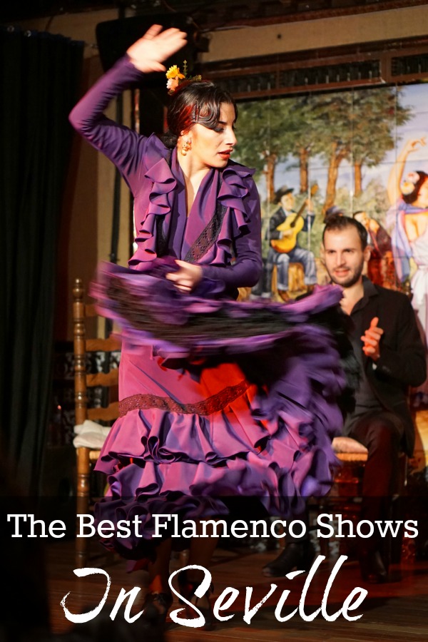 ¡Un espectáculo de flamenco tiene que estar en lo más alto de la lista de cosas que hacer en Sevilla! Pero, ¿qué tipo de espectáculo es el adecuado para ti? ¿Viajas con niños y buscas un espectáculo con cena? ¿Quieres una actuación íntima y espontánea o un entorno profesional? Busques lo que busques, nuestra guía tiene el espectáculo perfecto para ti, además de consejos sobre lo que debes evitar. #flamenco #itinerario #turismo #espana #europa