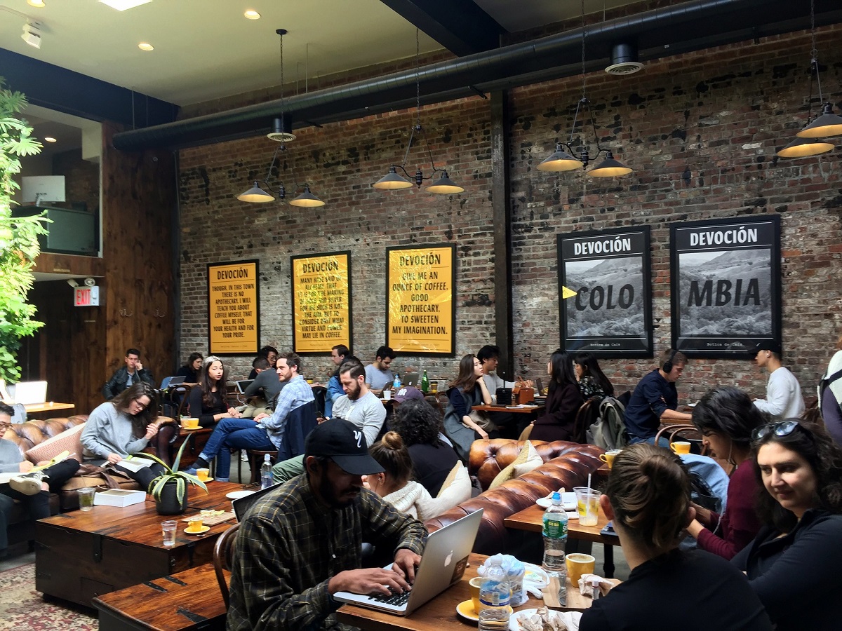 Devoción es una de las mejores cafeterías para trabajar en NYC.