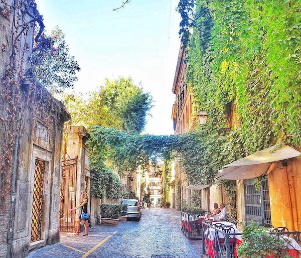 Via Margutta es uno de los lugares más instagrameables de Roma.