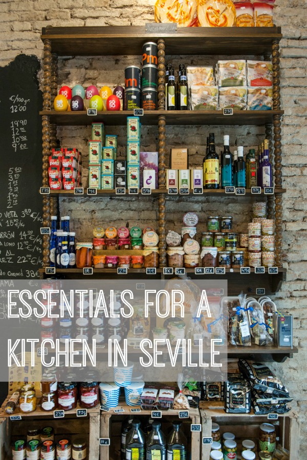¿Alguna vez te has preguntado cuáles son los elementos básicos de una cocina en Sevilla? ¡Déjanos ayudarte con esta práctica guía!