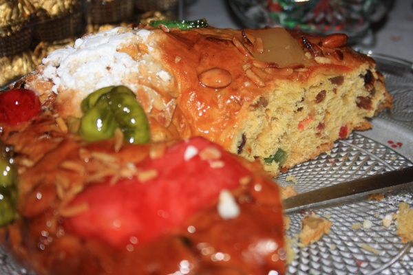 ¡Definitivamente tienes que comer Bolo Rei en Lisboa en enero!