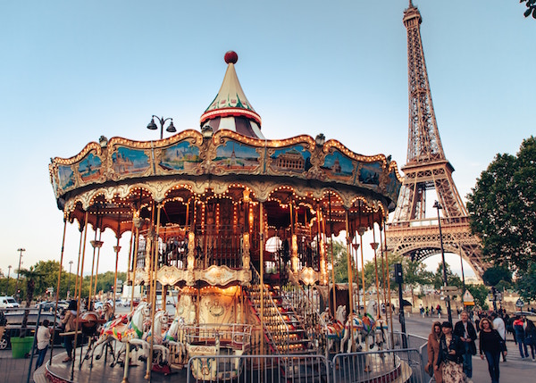 ¡Asegúrese de dejar tiempo para un recorrido en carrusel cuando visite París con niños!