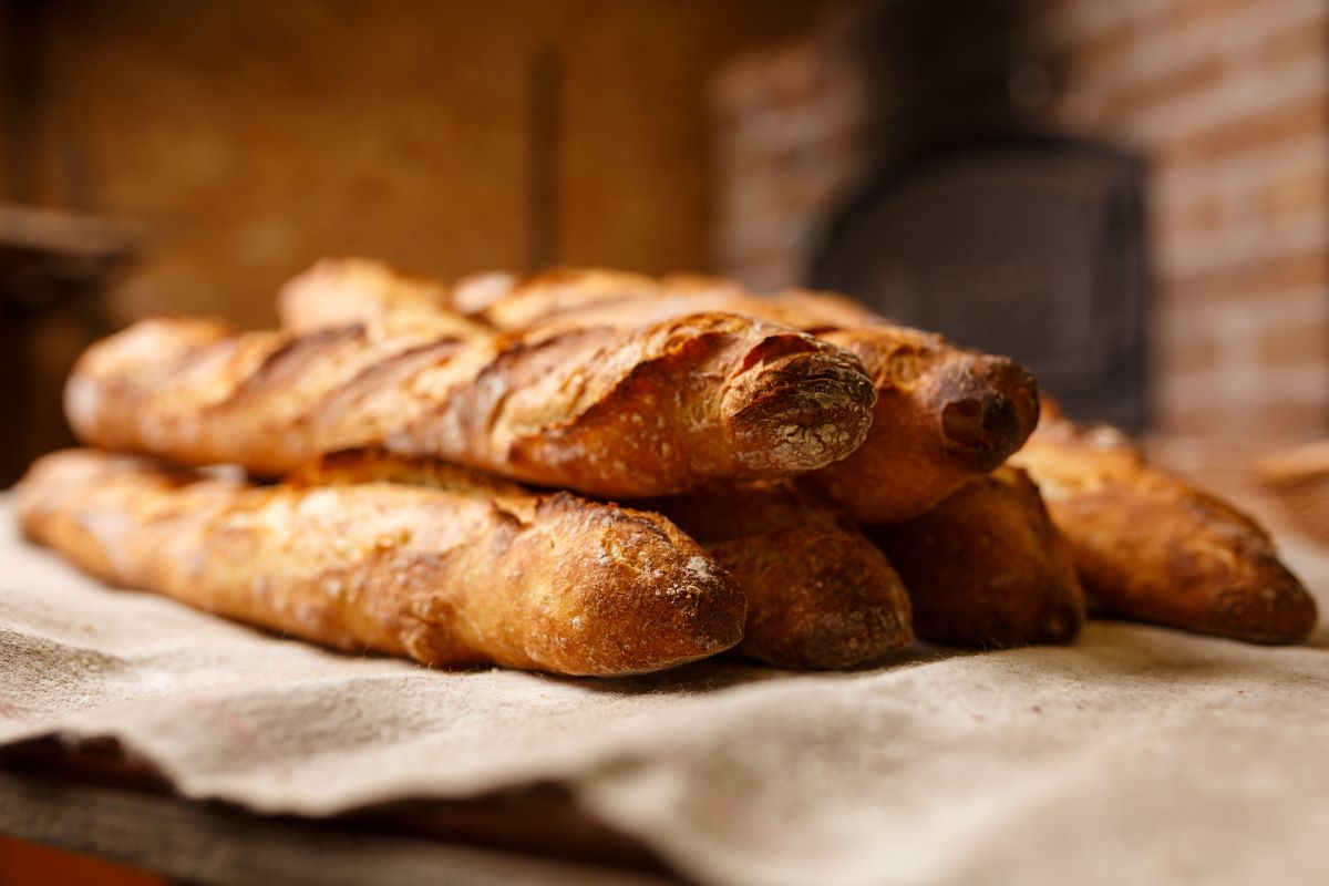 baguettes recién horneadas
