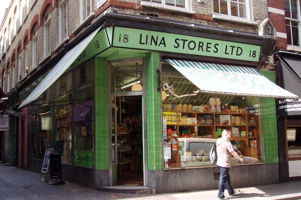 Lina Stores delicatessen italiano en Soho, Londres