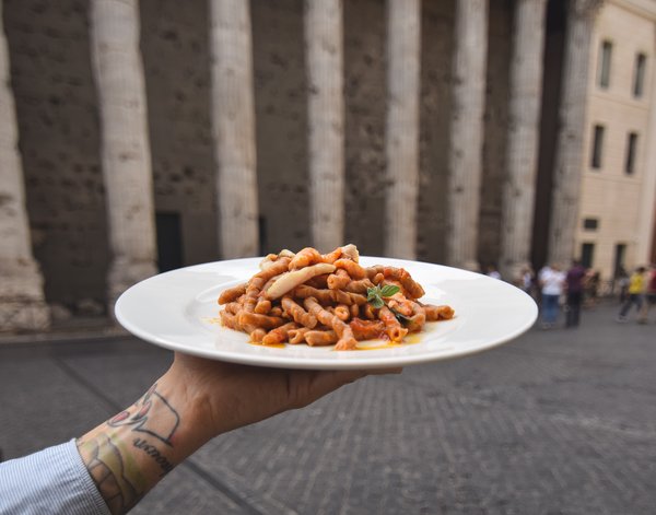 Un plato de pasta en Roma