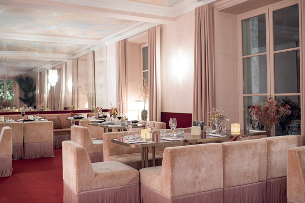 Le Grand Salon, uno de nuestros restaurantes románticos favoritos en París.