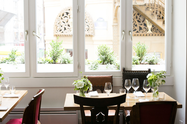 El comedor del restaurante Verjus en París
