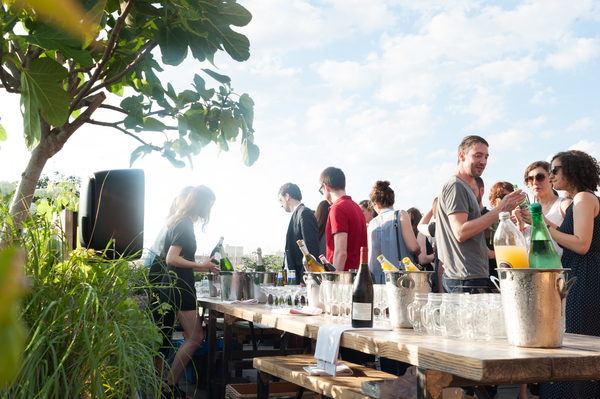Le Perchoir podría ser el bar en la azotea más cool de París. Ahora hay dos sitios igualmente impresionantes.