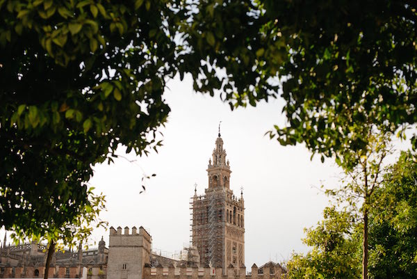 ¡Al pasar 7 días en Sevilla, explorar la magnífica catedral es imprescindible!