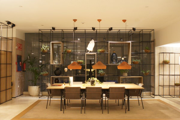 El hotel Meliá Sevilla es una excelente opción para aquellos que visitan Sevilla por trabajo.