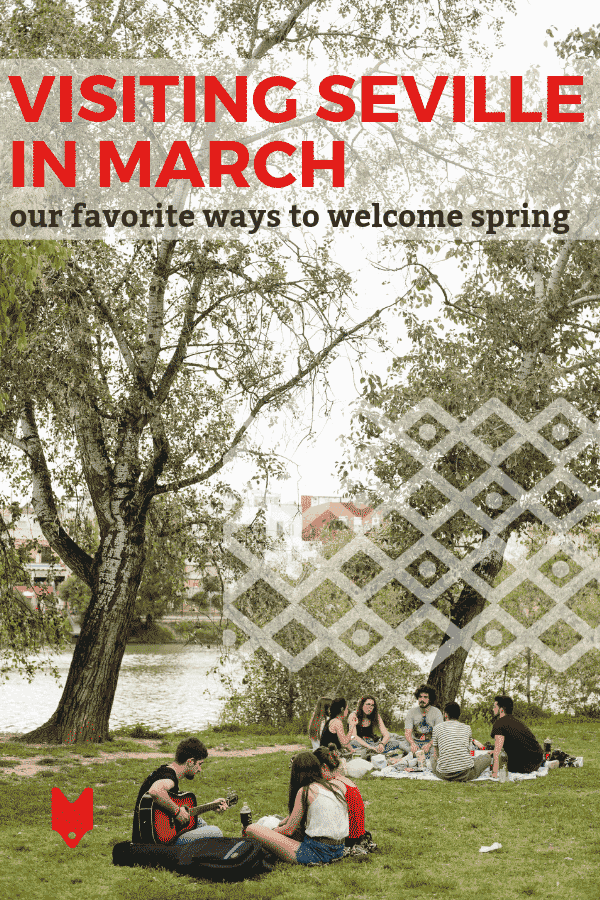Con muchos lugares hermosos y oportunidades para fotografiar, la primavera es la mejor época del año para visitar Sevilla, España. Esta guía le mostrará algunas de nuestras cosas favoritas para hacer en Sevilla en marzo, desde pasear por las calles de Santa Cruz hasta explorar la arquitectura de una de las ciudades romanas antiguas mejor conservadas. #lista de deseos #destinos