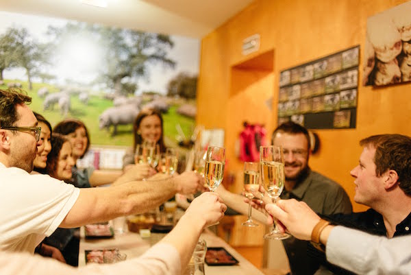 ¡No es Nochevieja en Barcelona sin mucho cava!